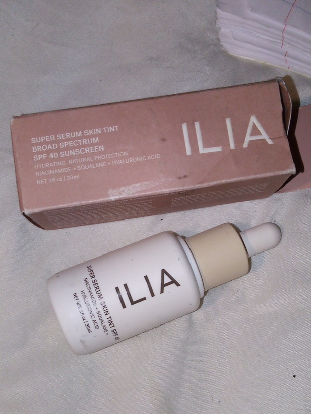 ILIA Super Serum Skin Tint SPF 40 - Dusty Pink Packaging, Cream Dropper